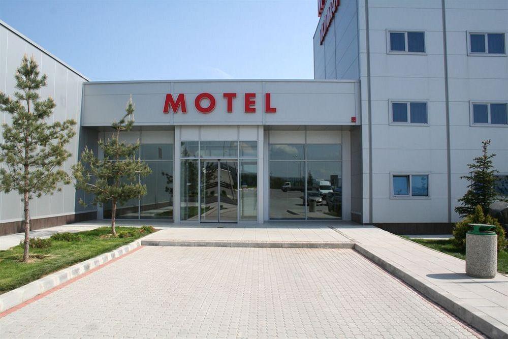 Hotel Ихтиман Экстерьер фото